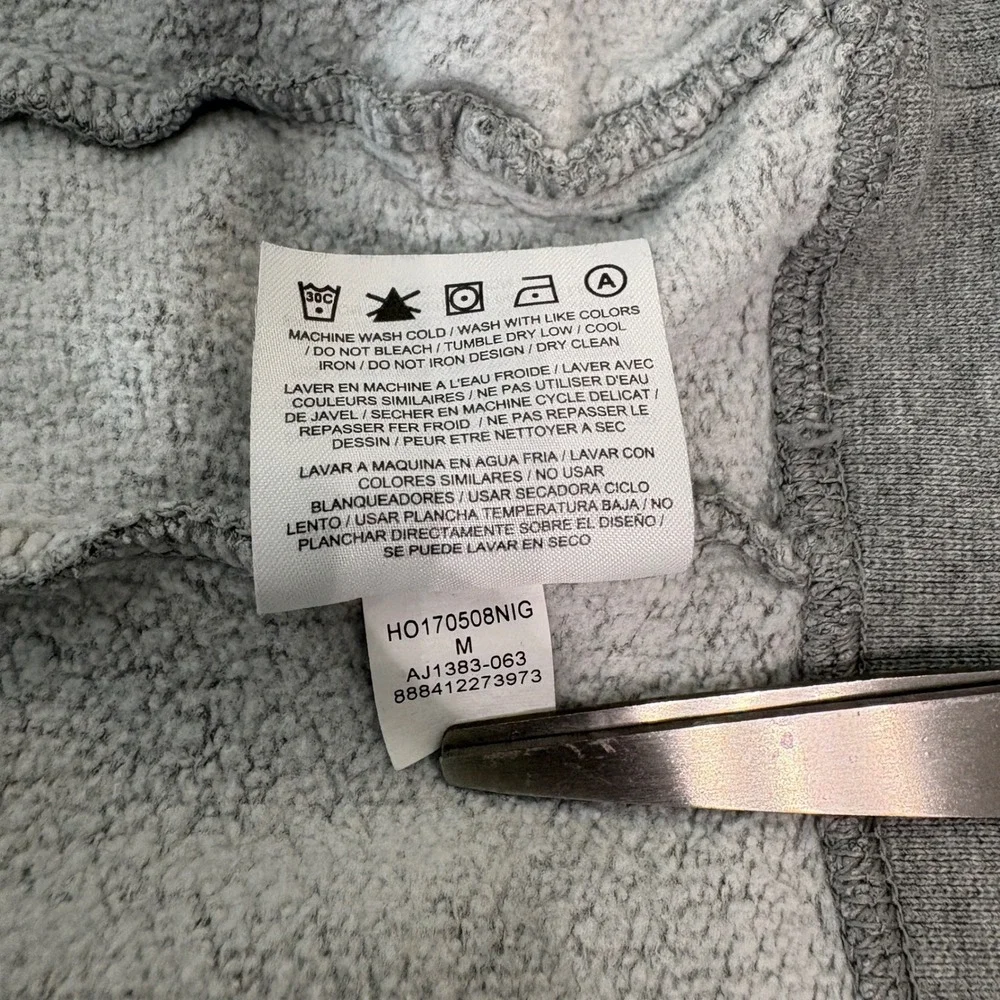 Jordan North Hoodie Mens Size Medium Gray Pullover‎ AJ1383-063 Fleece Gym Active